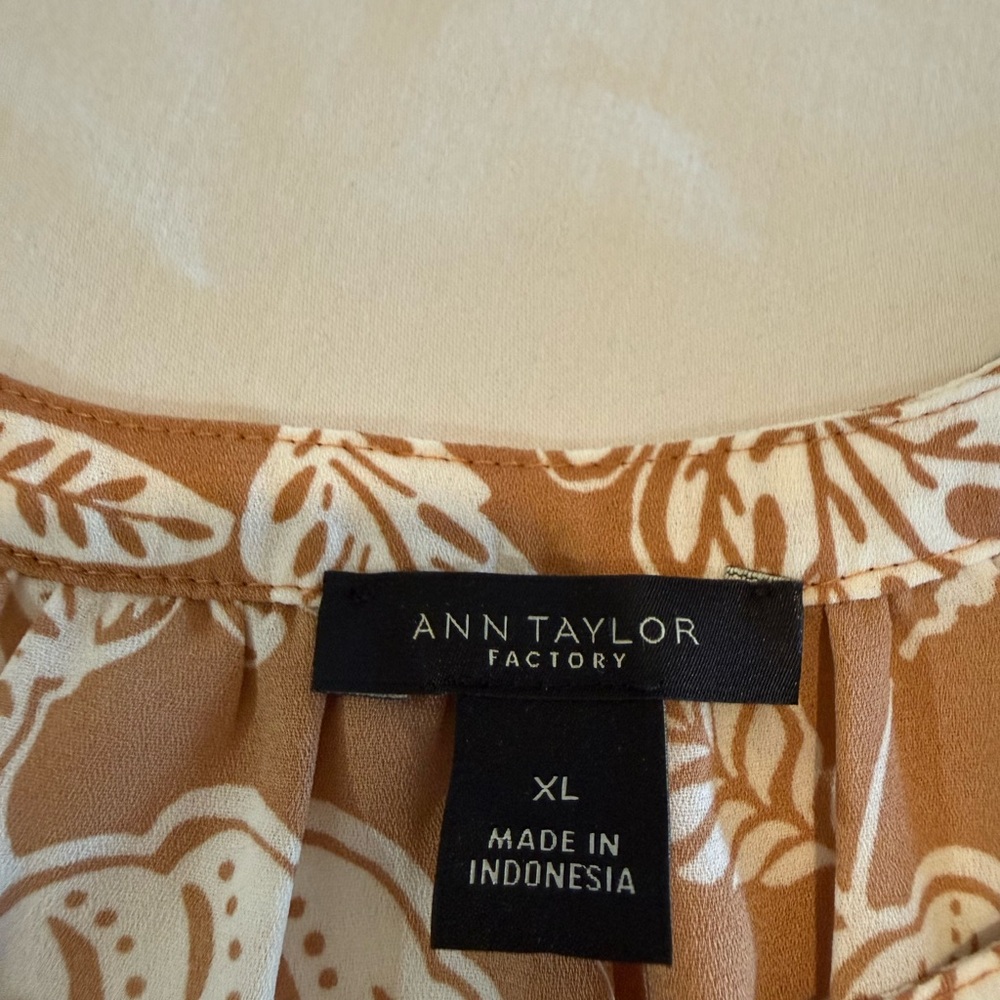 Two (2) - Ann Taylor Factory Tan and White Blouses - Picture 4 of 9
